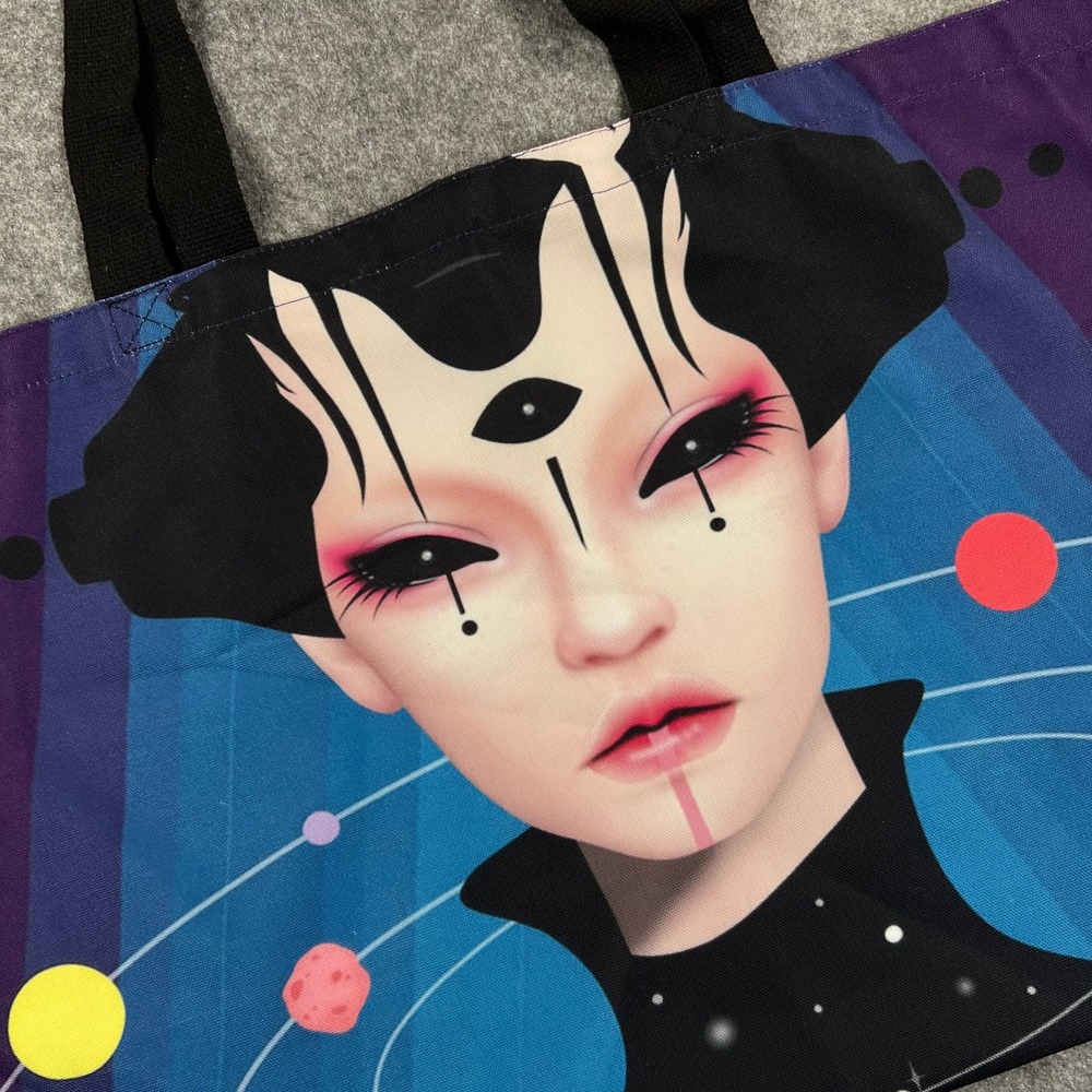 Oversized Tote Bag "Outerworld Queen" by Anne Martwijit Trippy Third Eye NWOT